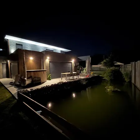 L'escapade Prestige Bain Nordique 8 Personnes Saint-Nabord