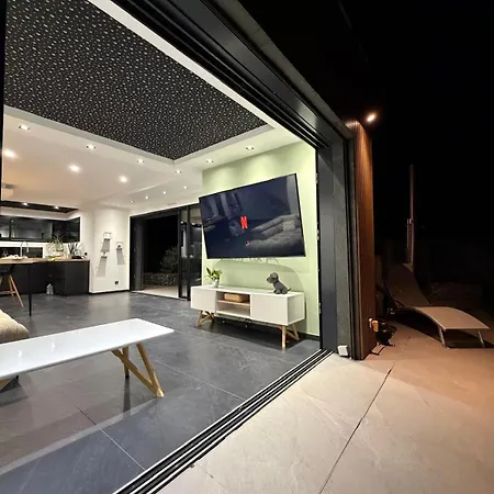 L'escapade Prestige Bain Nordique 8 Personnes Villa